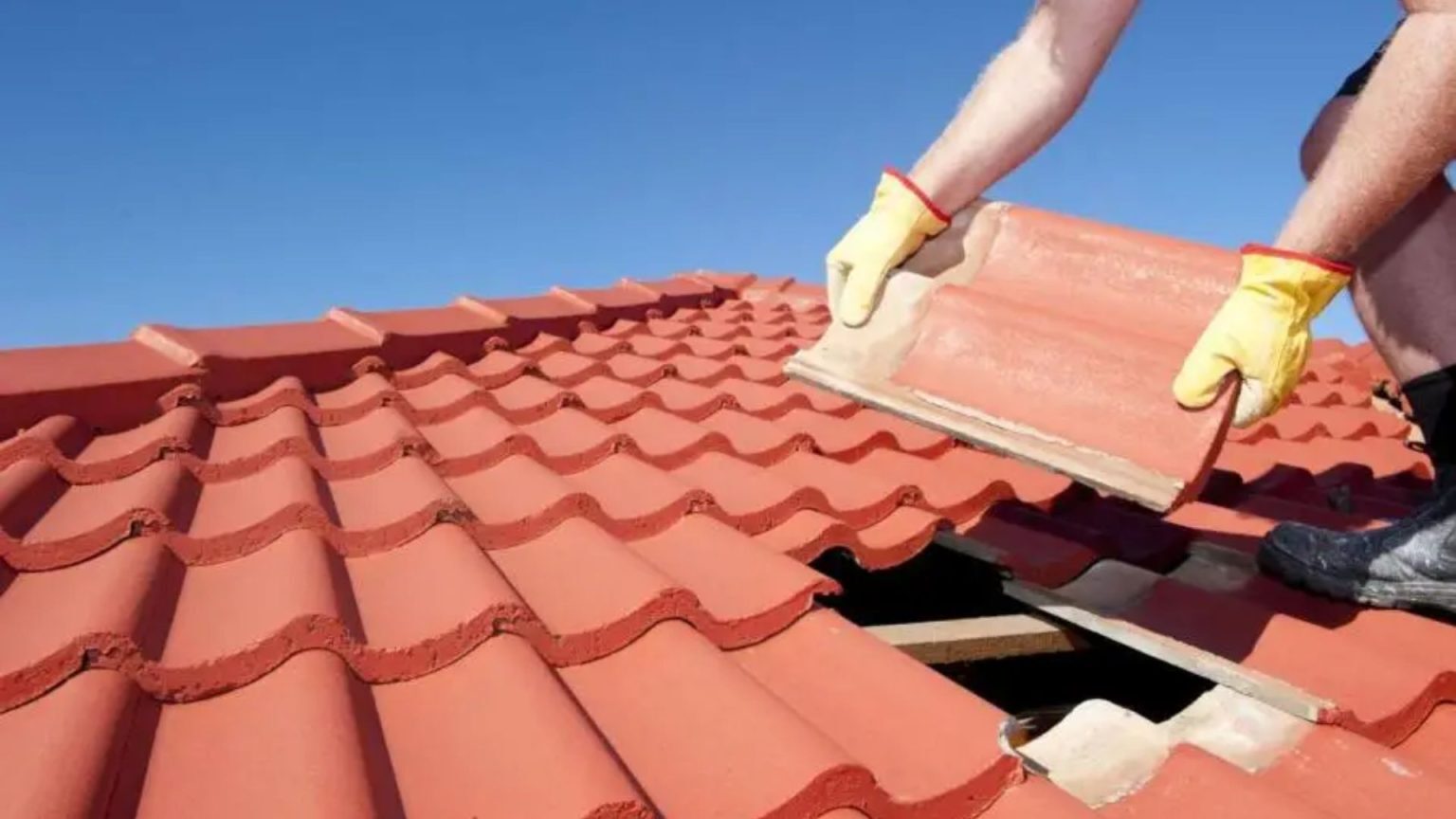 fired-clay-roof-tiles-in-glasgow-1536x864